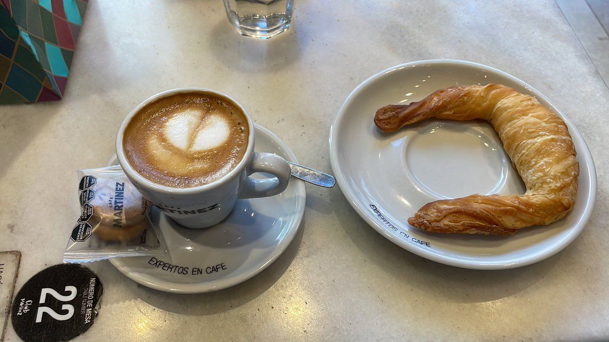 adribaran's tweet image. Decime Que estás en Baires sin….