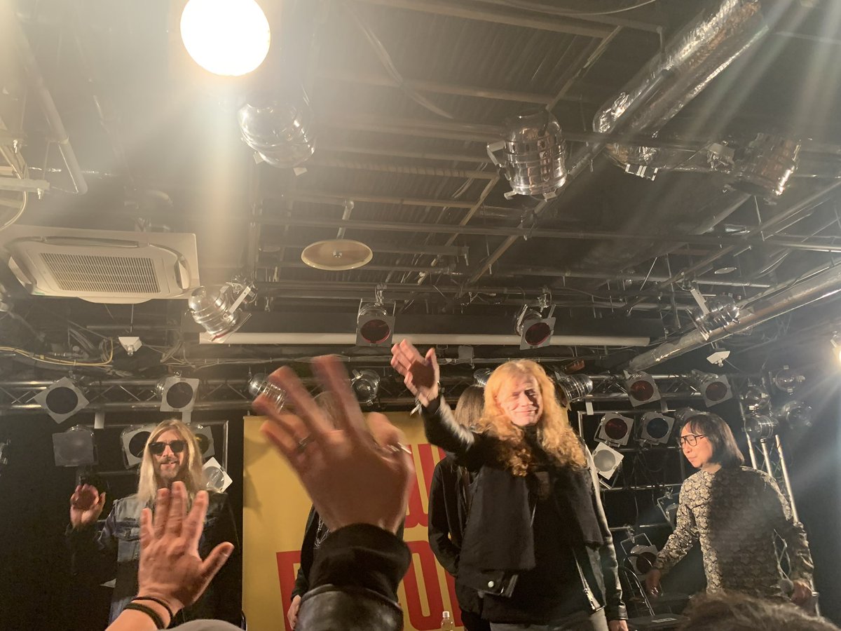 こんばんは今日もお疲れ様です
今宵はこの作品を聴いています🎶

MEGADETH
THE SICK, THE DYING…AND THE DEAD!

昨日大佐が新しいアルバム制作を匂わせるポストをしてました
きっと素晴らしい作品を届けてくれるでしょう
期待して待ち続けます

皆様どうぞ素敵な夜を🤘😊
#NowPlaying