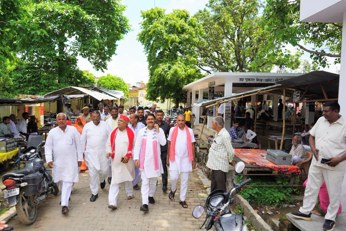 AnoopGuptaSP's tweet image. नगर पालिका मिश्रिख नैमिषारण्य से अध्यक्ष पद की प्रत्याशी श्रीमती रामदेवी को अपना अमूल्य मत देकर भारी बहुमत से विजयी बनायें।