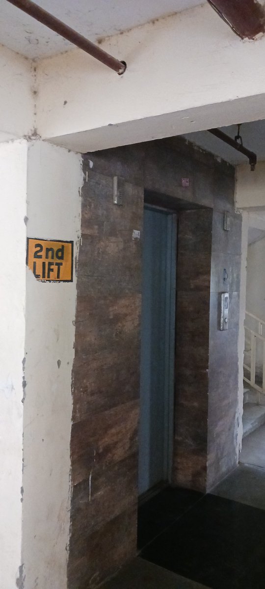 जीडीए फ्लैट्स की K11, कोयल ऐन्कलेव आवासीय परिसर के भवनों की पार्किंग में जलभराव, लिफ्टों में आपातकालीन पावर बैकअप का अभाव, शुद्ध पेयजल का अभाव, भवनों का कोई अनुरक्षण नहीं और अधिकारियों की उदासीन रवैए से 4000 TDS के पानी के ऑवर फ्लो से इन भवनों को जर्जर बनाया जा रहा हैं। संज्ञान?