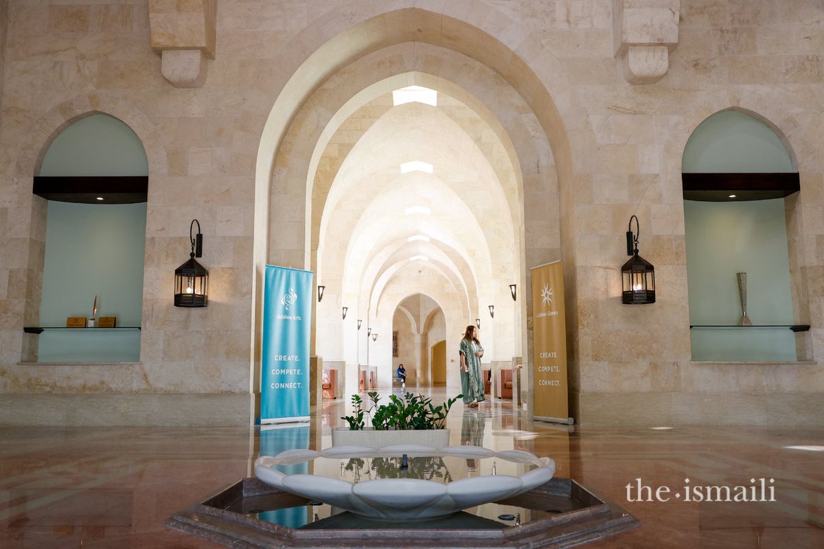TheIsmaili's tweet image. As thousands gathered at the Dubai World Trade Centre for the #GEFestival2025, another landmark drew visitors across the city—the Ismaili Centre Dubai.
Read more here: the.ismaili/news/ismaili-c…
Photo credits: IPL / Jalaluddin Bhanvadiya, Salim Nensi