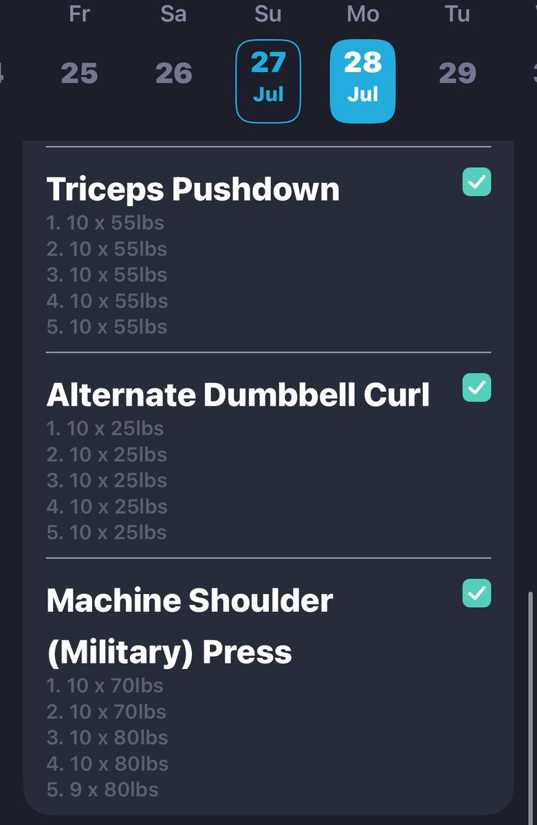 Silverback375's tweet image. Monday is all about moving. Starting the week with a little suck.
5min Elliptical (warm up)
Strength 29:17
2min rest
5K Row 27:16
Total Time: 1hr 5min
