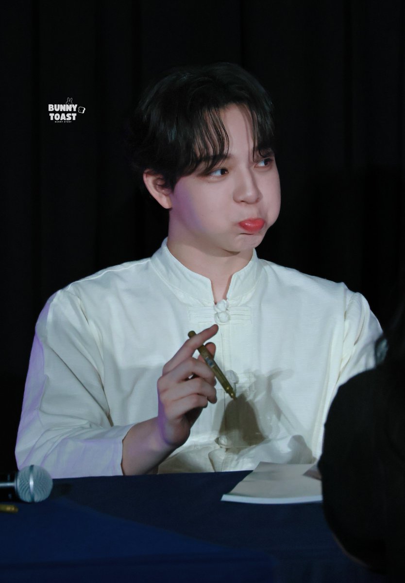 BunnyToast_'s tweet image. 26.07.25 ₍ᐢ‥ᐢ₎ ❤︎︎

⸝⸝@basjtr⸝⸝

อยากจะบีบสักทีให้งอแง 

#ADreamVoyageMaxkyBas_CNX
#แม็กกี้บาส #bbasjtr
#maxky_rp #บาสเด็กอ้วนที่แท้จริง
