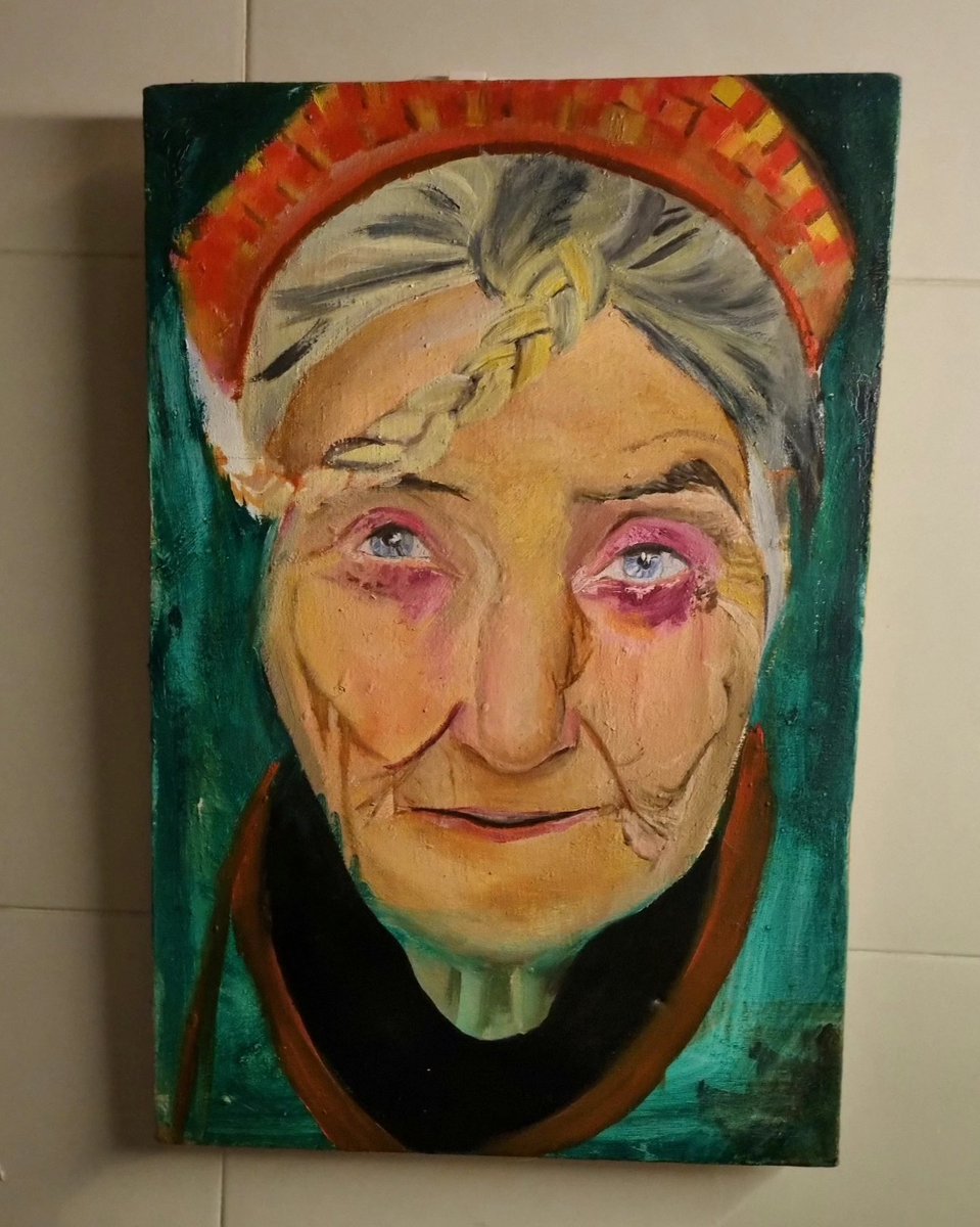 ladyfeather__'s tweet image. My Oil painting of a woman from our minority community #Kalash I saw her face and couldn’t resist to paint