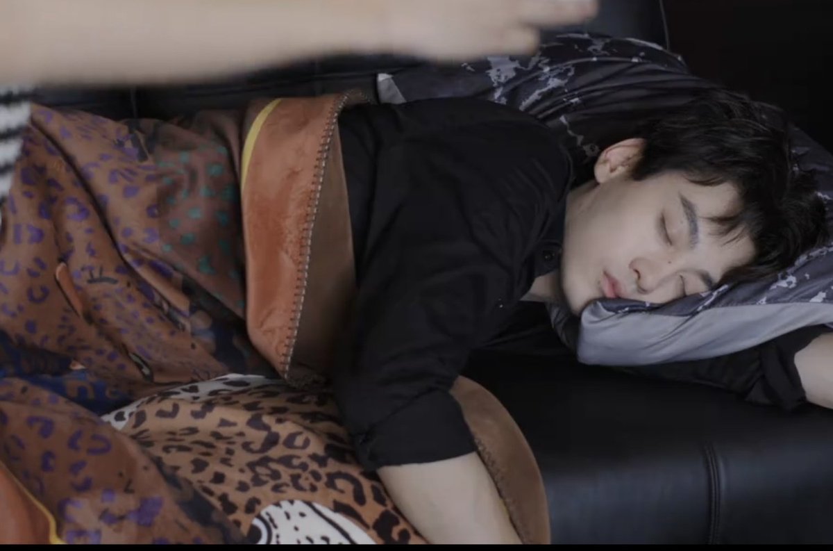 LOVESUNGHWI's tweet image. chi cheng is a pretty sleeper 🥺
#Revengedlove #RevengedLoveEP15 #逆愛