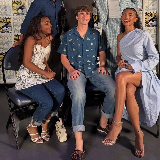 arianaslyre's tweet image. can walker get mason&apos;s stylist... like seriously 😭