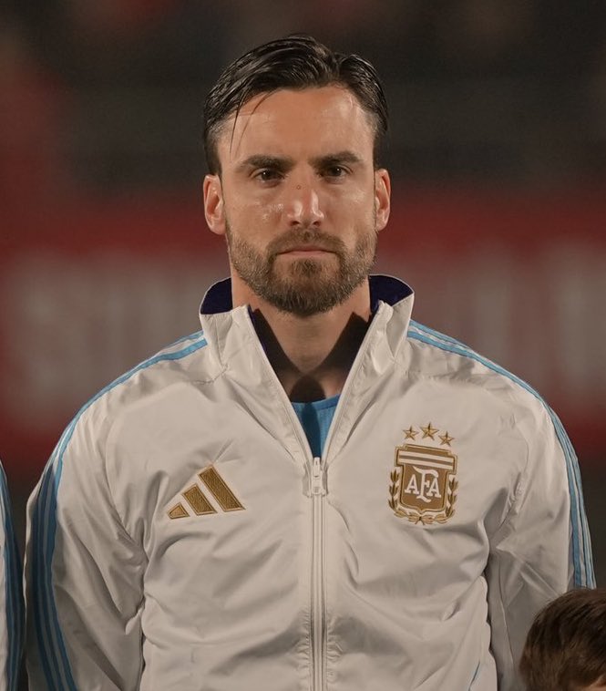iagosfreire's tweet image. 🚨| MERCADO: O contrato de Nicolás Tagliafico com o Lyon se encerrou e o jogador está sem clube.
O Inter Miami, assim como alguns clubes europeus, aparecem como opções para o futuro do lateral argentino.
IMPORTANTE: é apenas rumor, não há nenhum movimento.
📰: ClaudioFutbol