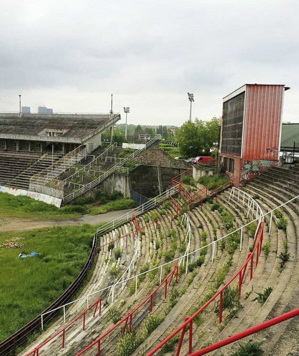 BTurnstiles's tweet image. HELP NEEDED! New book about European's great lost football grounds has been green lighted and I'd love for it to be a collaborative effort. Big or small, obscure or well-known, what grounds would you like to see brought back to life through memories, stories and photographs? If…