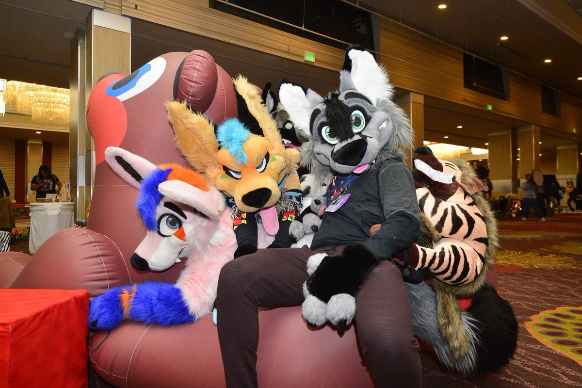 Help! It’s a #morefurlessmonday and they won’t get off of me! &gt;.&lt;!!!