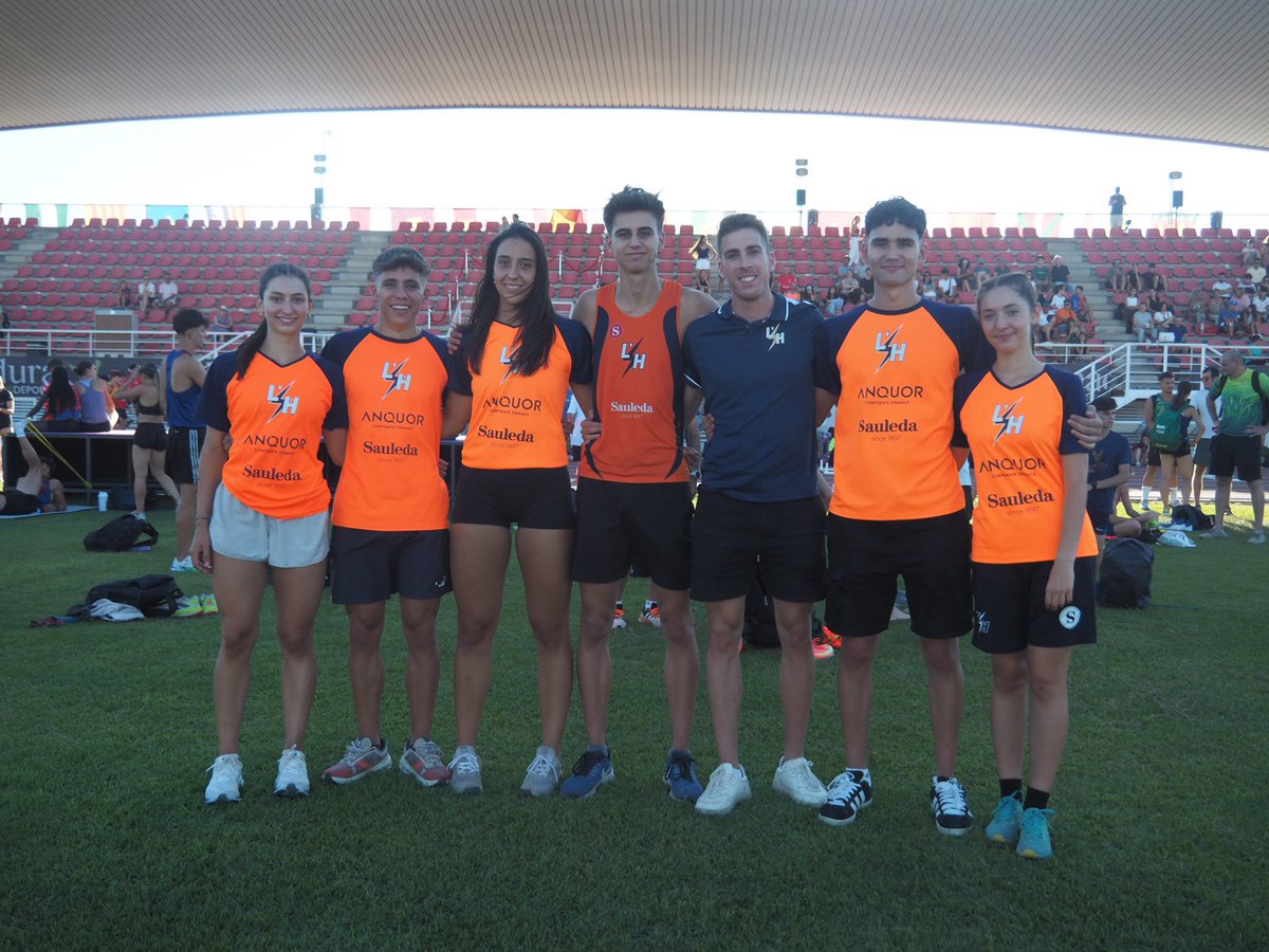 🔶🔷 Emocions al sub 20

😍 I amb segell de L’Hescola 🫡