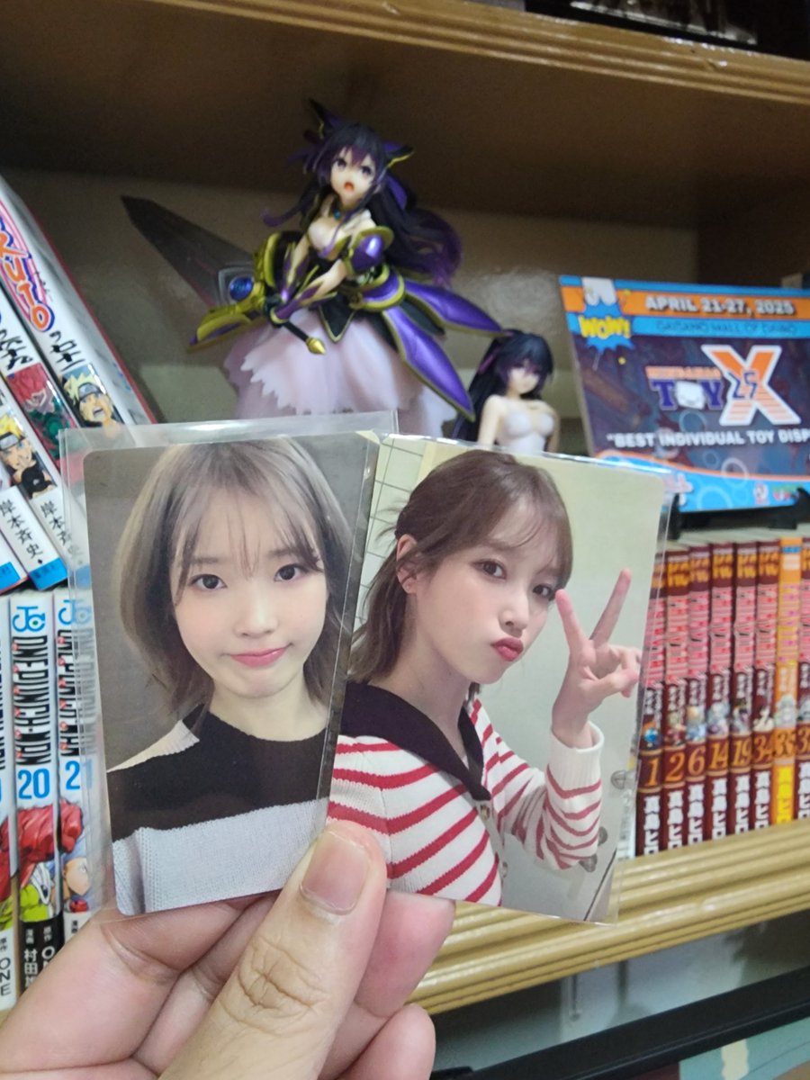 kevincloi's tweet photo. WTS LFB    

IU YOKOHAMA CONCERT BENEFITS    

DM IF INTERESTED      

IU HEREH WORLD TOUR CONCERT IU YOKOHAMA CONCERT LEE JI EUN UAENA HEREH YOKOHAMA IU PHOTOCARDS IU PCS IU PC https://t.co/d1JVDGkt3x