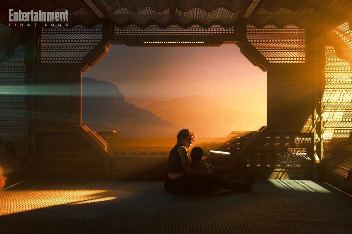 _dblynch's tweet image. Working on S2 of Starfleet Academy while seeing all the hard work from S1 pay off has been surreal. Never thought I’d be a set designer on Star Trek 😭

PS… LOOK AT MY NAME ON THE SPACESHIP 🚀🖖🏾
#StarTrek #StarfleetAcademy #SetDesign #SciFiTV #BlackWomenInFilm #ProductionLife