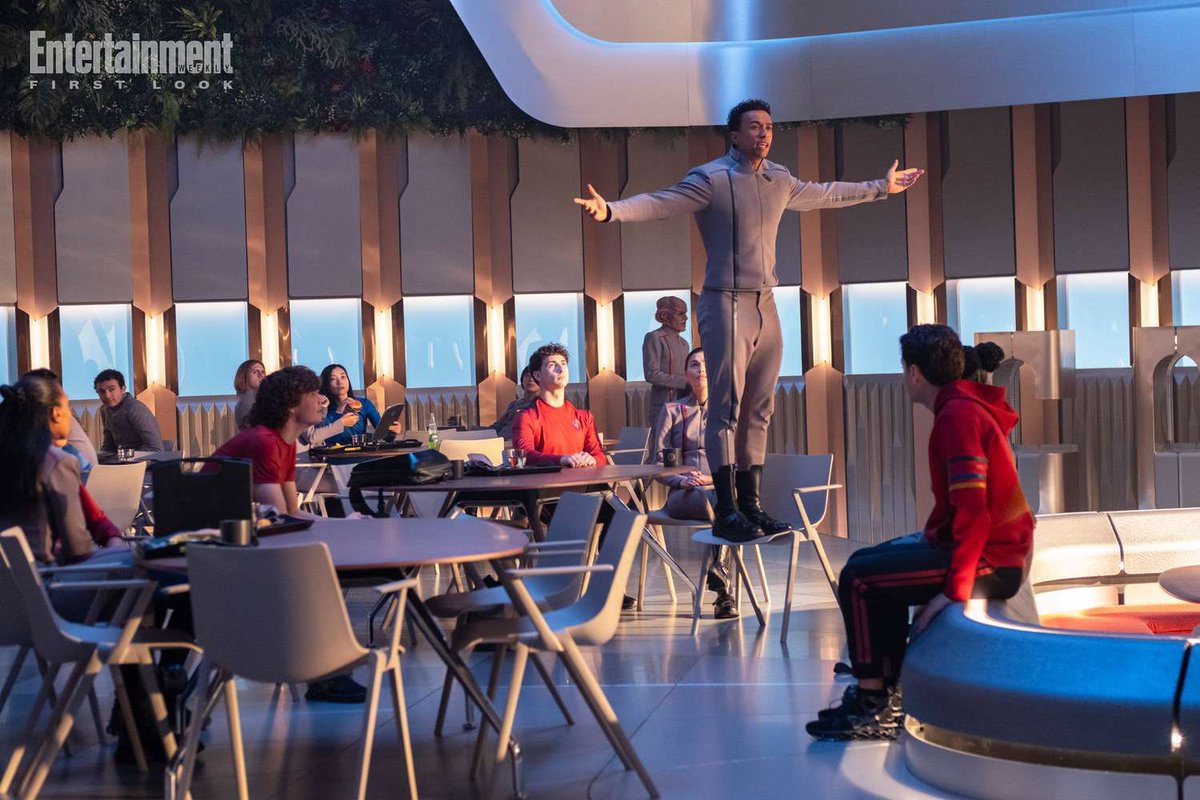 _dblynch's tweet image. Working on S2 of Starfleet Academy while seeing all the hard work from S1 pay off has been surreal. Never thought I’d be a set designer on Star Trek 😭

PS… LOOK AT MY NAME ON THE SPACESHIP 🚀🖖🏾
#StarTrek #StarfleetAcademy #SetDesign #SciFiTV #BlackWomenInFilm #ProductionLife