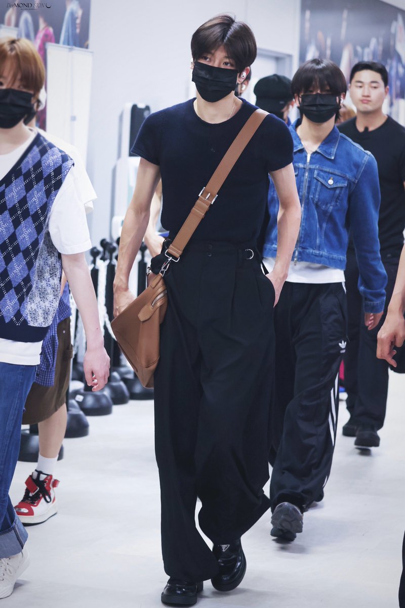 DerMond_SION's tweet image. 20250728
KIX🛬

#시온 #SION #シオン
#NCT #NCTWISH