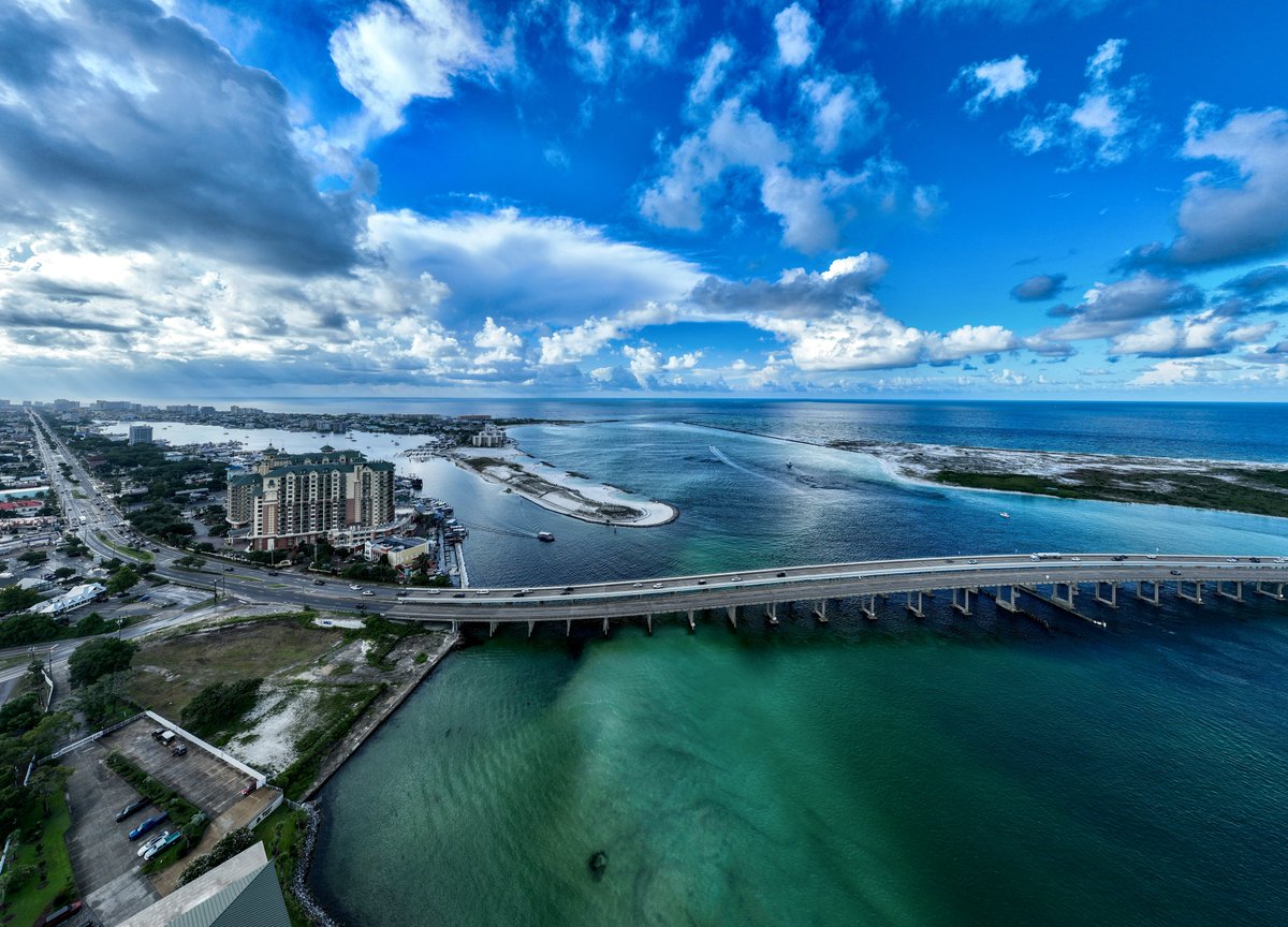 #Destin