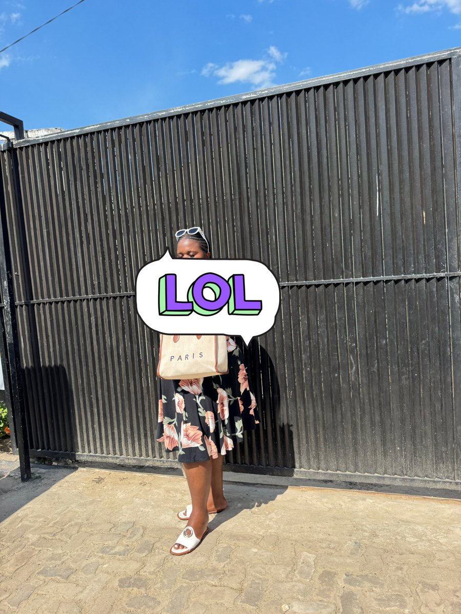 sheisfasy's tweet image. My love for dresses 2/10😂💔
Akii sipendi