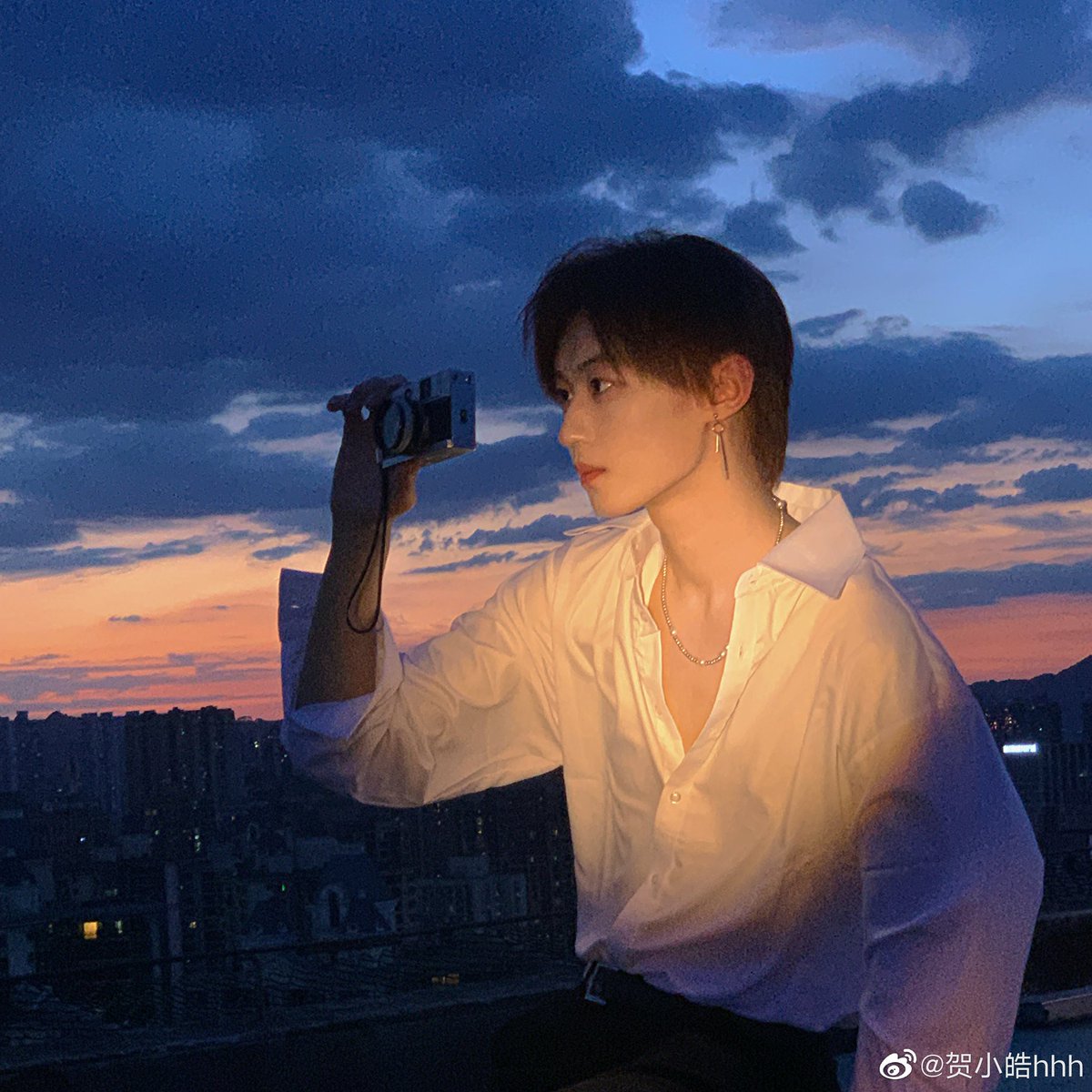 dub_0s0's tweet image. 이 두 장 개인적으로 제일 좋아합니다
(*´ ˘ `*)