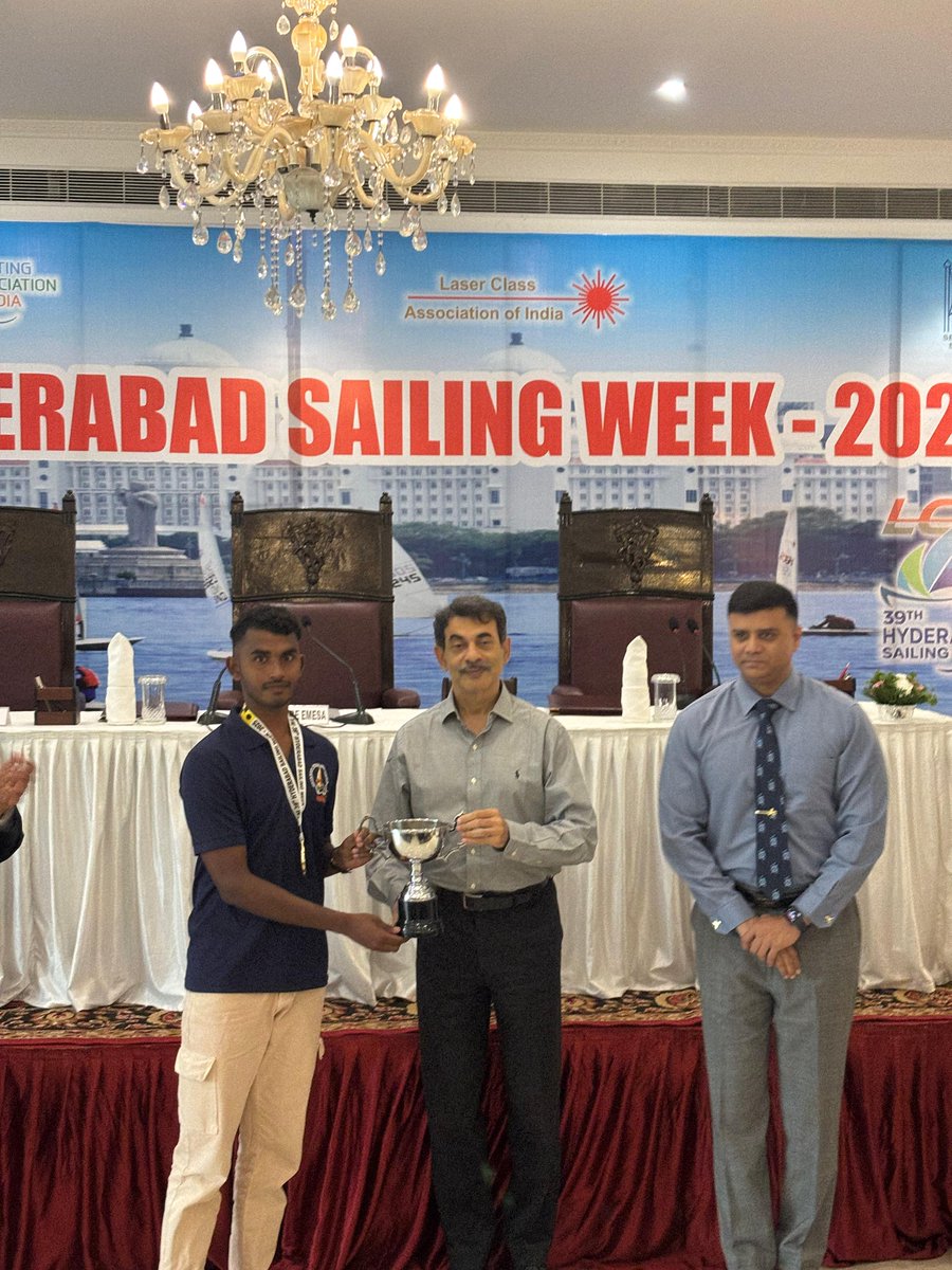 indiannavy's tweet image. #IndianNavy Yachtsperson excel at the 39th Hyderabad Sailing Week 2025, conducted by EME Sailing Association, Hyderabad from 20-25 Jul 25 under the aegis of #YAI.
The event witnessed participation from more than 100 yachtspersons from sailing clubs across India including a…
