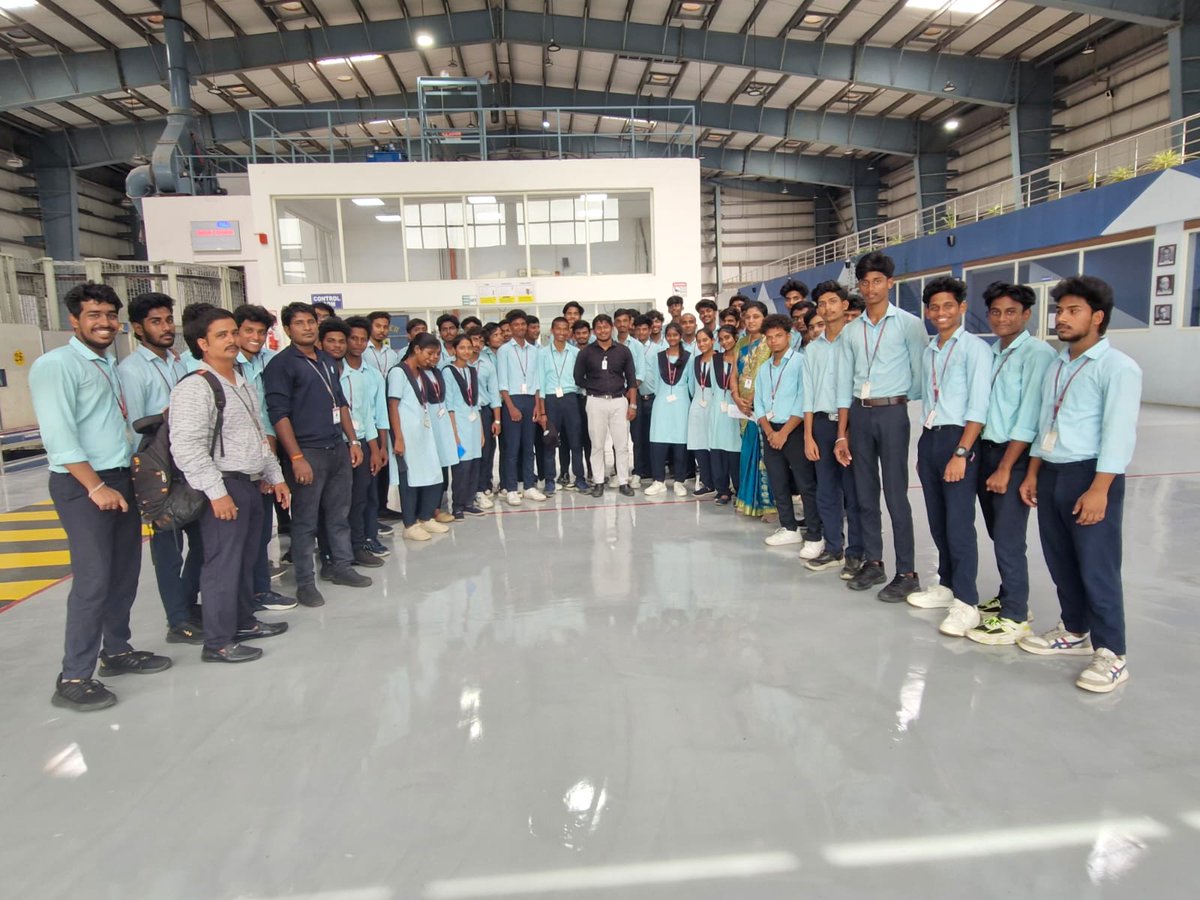 Students from Nadimpalli Satyanarayana Raju Institute of Technology dive on an #IndustrialVisit to <a href="/AP_MedTechZone/">AMTZ.in</a>  exploring cutting-edge #medical #tech innovations &amp; gaining hands-on insights into the industry! Getting a glimpse of #India's medical device #manufacturing hub.