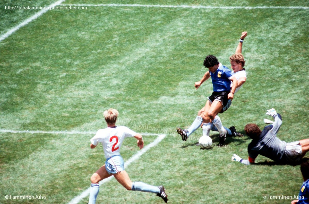 sozirv's tweet image. The Goal of the century