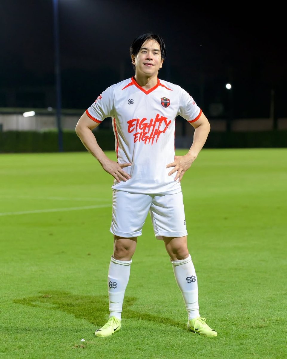 ชุดขาวหล่อ #เกงบอล #ชอบเกงบอล #เกงบอลลื่นๆ