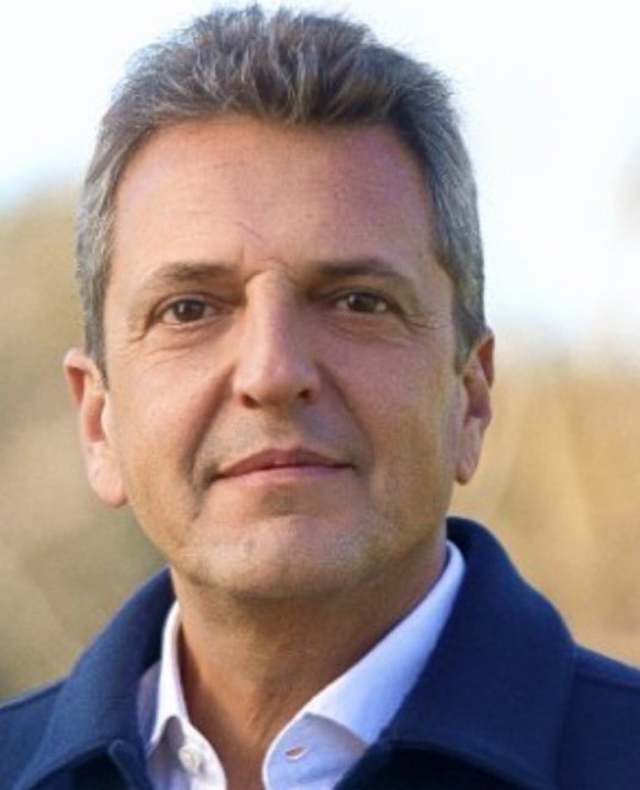 Este es el tipo más siniestro que tiene la política, ya sin CFK. Siniestro de verdad. 
Y no está procesado ni siquiera por las SIRA. 
Buen lunes.