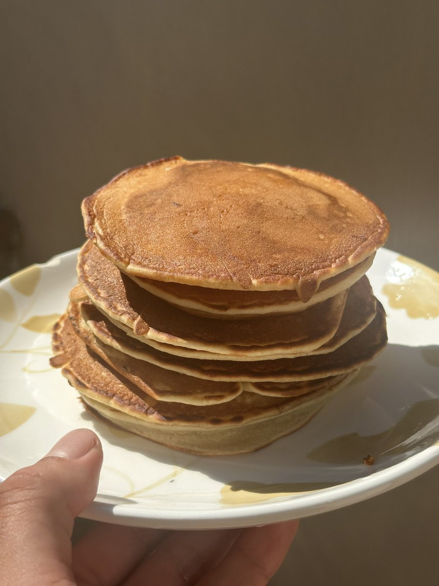 GR86JT's tweet image. Woke up craving pancakes, so made pancakes. 🥞