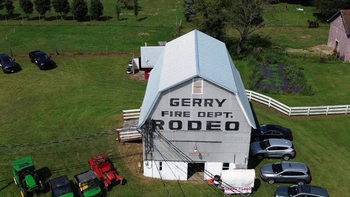 RodeoGerry's tweet photo. Rodeo office is open for business! If you stop by starting Monday at 9am, there will be a friendly face to greet you. We hope to be able to answer any of your questions, and sell you tickets if you prefer an in-person sale. Also, a real person will answer the phone if you call! https://t.co/zbf8EDzyFU
