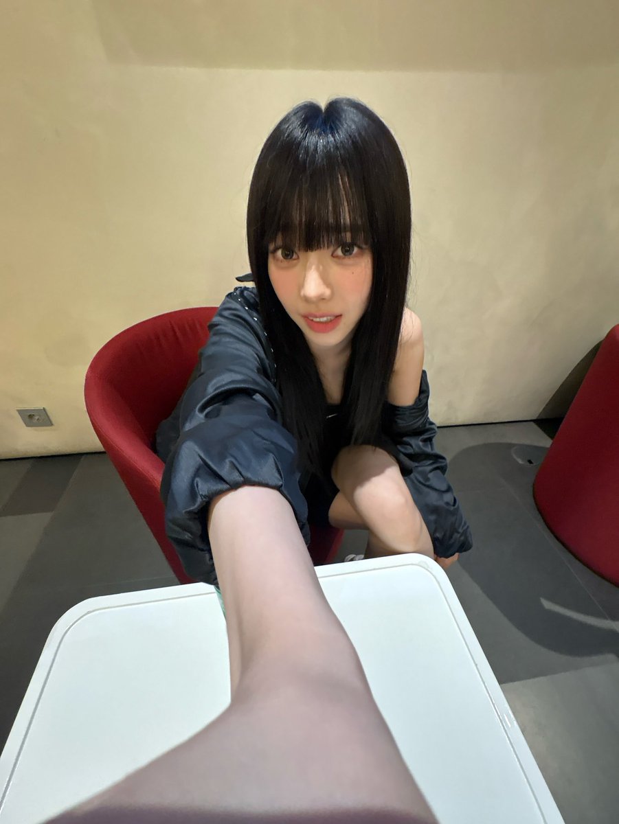 jjimbluu's tweet image. i love when jiminie does the jiminie like she’s just so jiminie here like