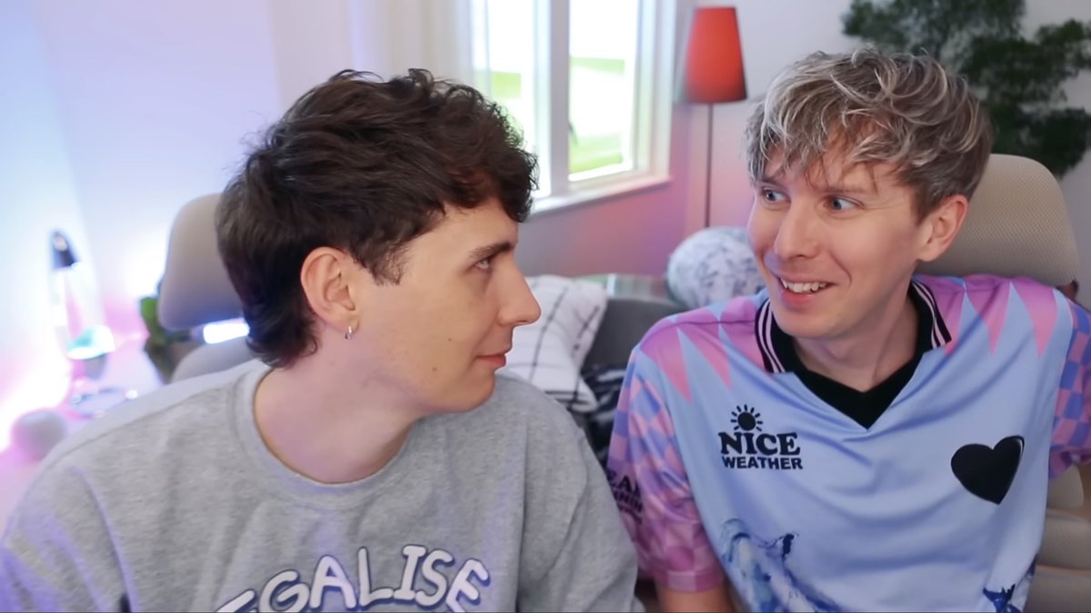 goincrazyfast's tweet image. they really should film during the daytime more often