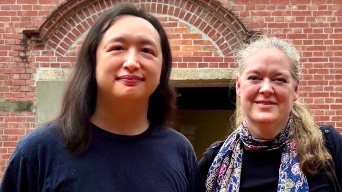⿻ Audrey Tang 唐鳳 (@audreyt) on Twitter photo Global challenges demand global conversations.🌏
Glad to add my voice to the chorus of innovators & thinkers documented by <a href="/CfFominaya/">Cristina Flesher Fominaya</a>.🎶
Digest a deep discussion with the renowned <a href="/AarhusUni_int/">Aarhus University</a> academic & let’s #FreeTheFuture — together!🤝
▶️ sayit.archive.tw/2025-07-26-int… Global challenges demand global conversations.🌏
Glad to add my voice to the chorus of innovators & thinkers documented by <a href="/CfFominaya/">Cristina Flesher Fominaya</a>.🎶
Digest a deep discussion with the renowned <a href="/AarhusUni_int/">Aarhus University</a> academic & let’s #FreeTheFuture — together!🤝
▶️ sayit.archive.tw/2025-07-26-int…