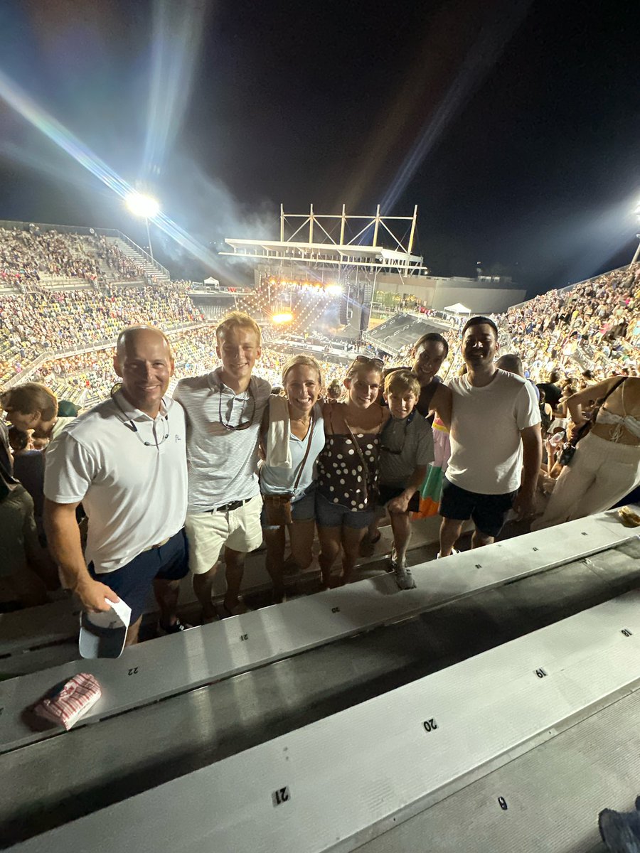 Great night in Charleston with the family and <a href="/GregoryAIsakov/">Gregory Alan Isakov</a> and <a href="/MumfordAndSons/">Mumford & Sons</a>