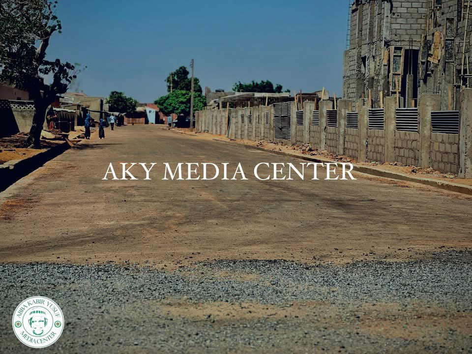 IbraheemFada's tweet image. Construction of Road Network at Rijiyar Gwangwan town by Gov. @Kyusufabba .

#AbbaIsWorking.
#AKYPPA