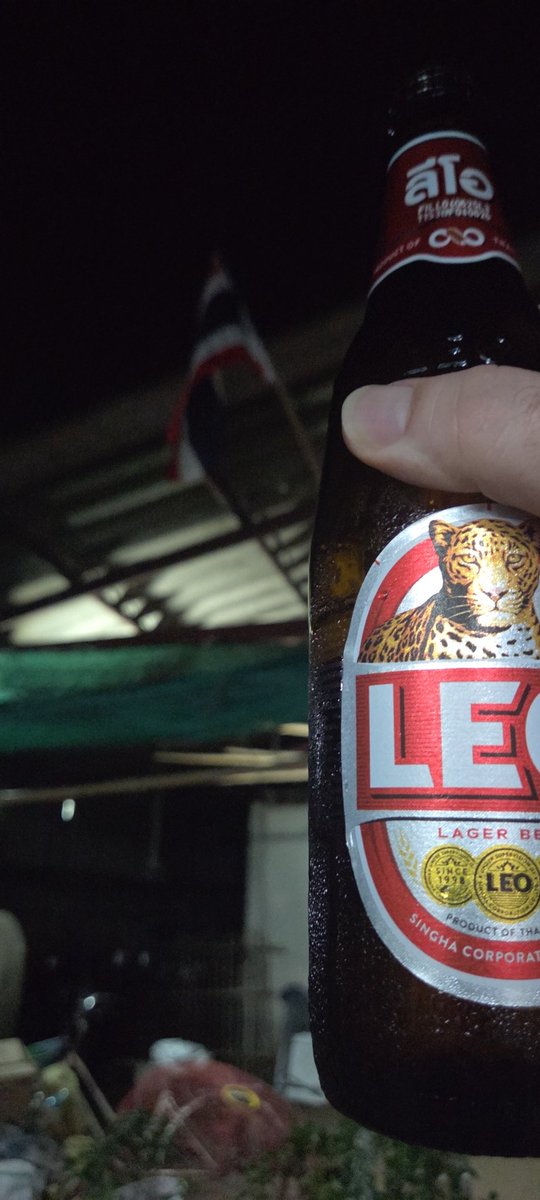 12pm cease fire agreed to, 8:25pm and we can still hear bombs being dropped. Always wondered what this felt like, now I know. So I got out of bed, grabbed a beer. 🙏
It's a sense of "surely it won't fall here?" 🤞