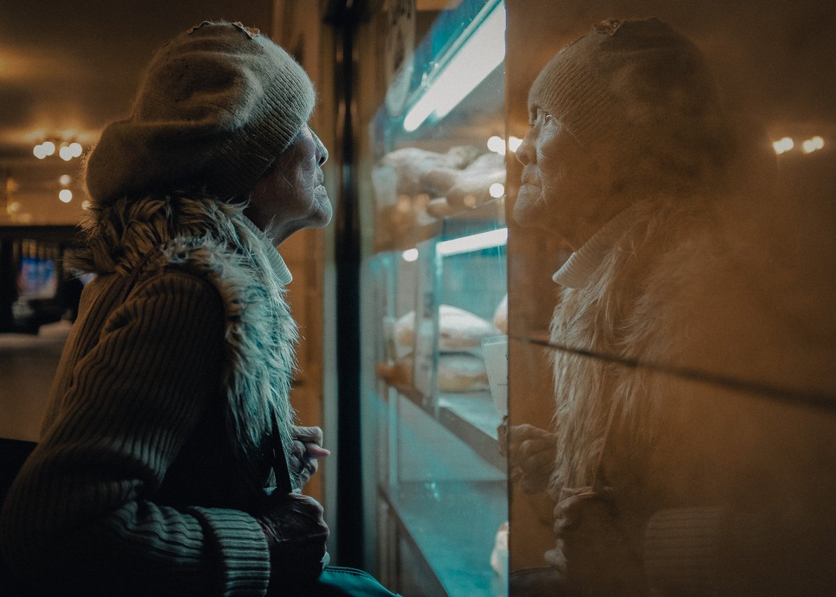 OmarZRobles's tweet image. GM
There’s a certain weight to the images I make—not because I seek drama, but because I’m drawn to the quiet moments where something real breaks through.
A glance. A pause. A gesture that feels too human to ignore.
I believe it’s in those unpolished, vulnerable moments that…