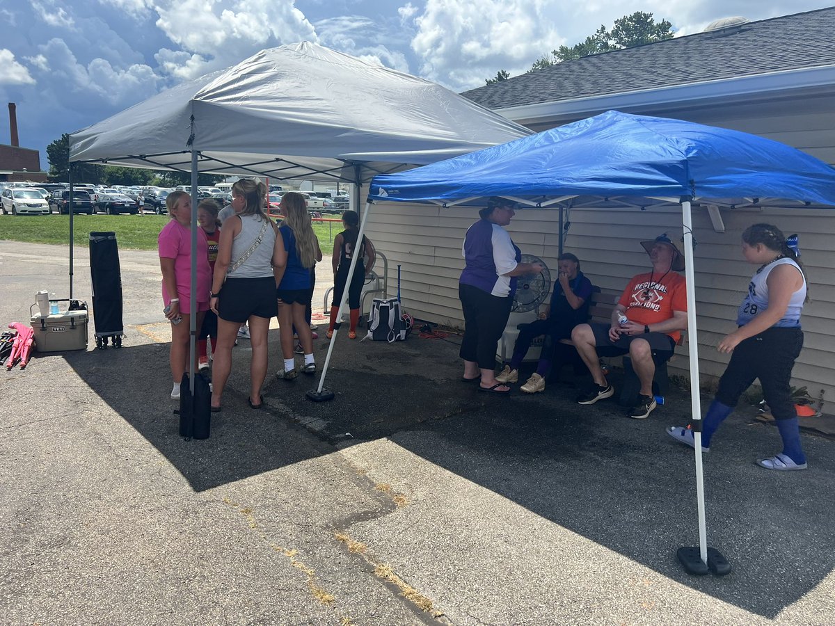 Huge shout out to <a href="/UIndySportsMed/">UIndy Sports Medicine</a> for allowing <a href="/BGGSA/">BG Girls Softball</a> to borrow some mist-fans for a cooling station at the All-Star tournament this past weekend!! They were an absolute life saver in the heat!