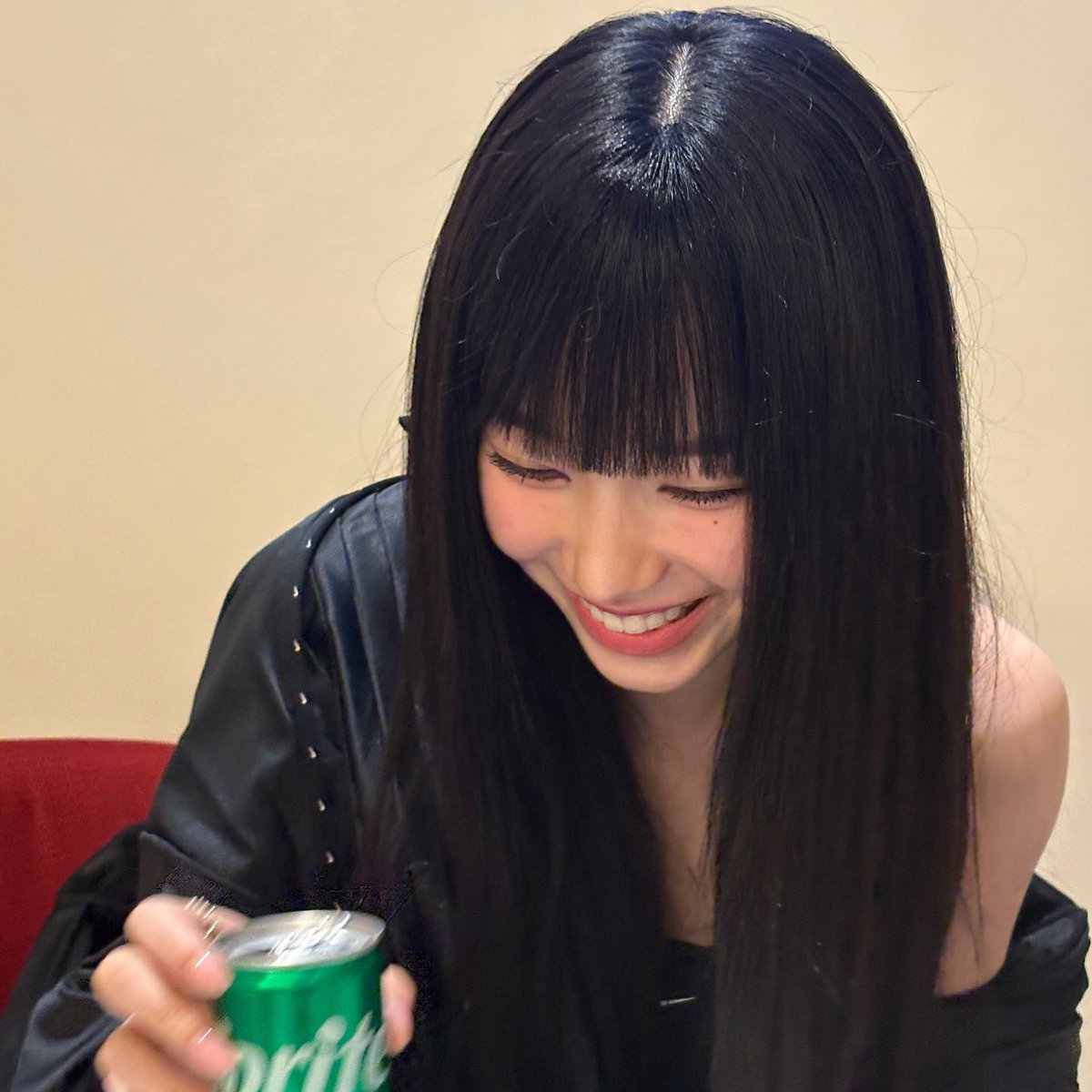 jjimbluu's tweet image. sprite giving karina ijbolitis
