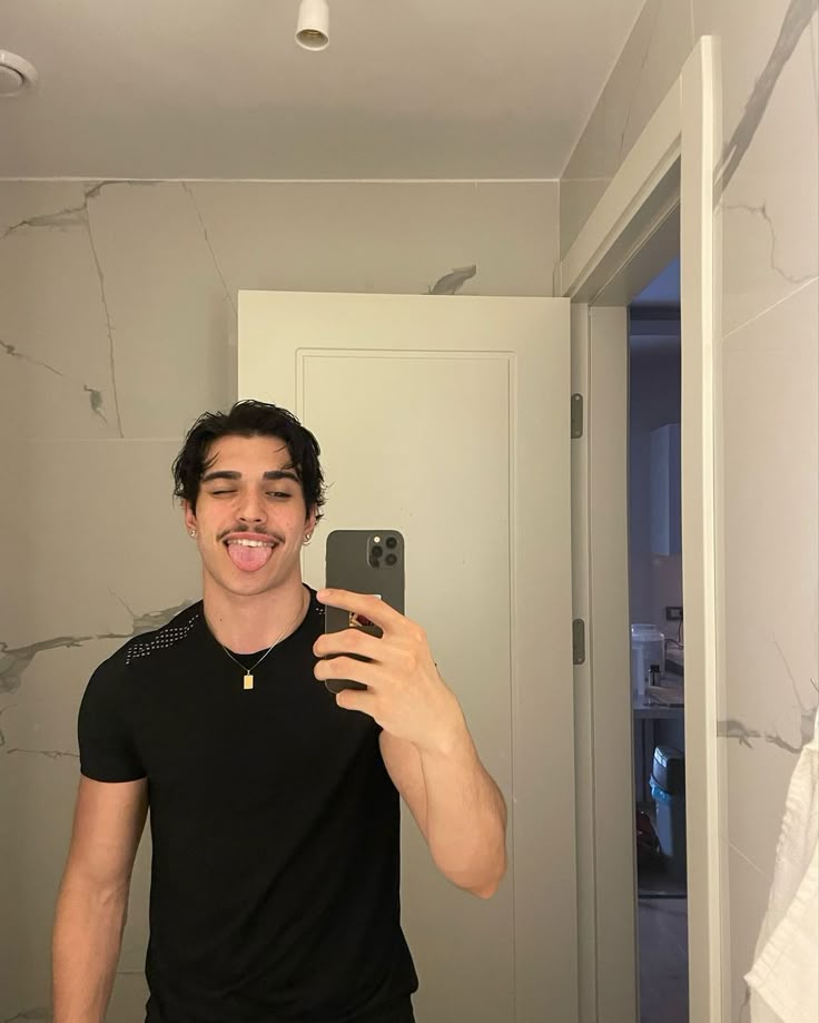 ๐๐๐๐ ๐๐๐๐๐๐๐ tweet media