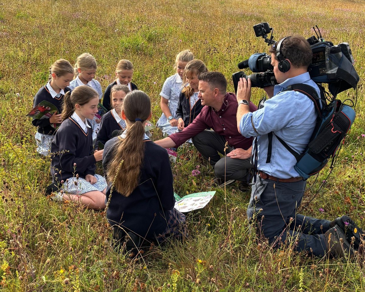 St Swithun’s pupils star in national media as they help launch the Big Butterfly Count ow.ly/FCre50Ww2oJ