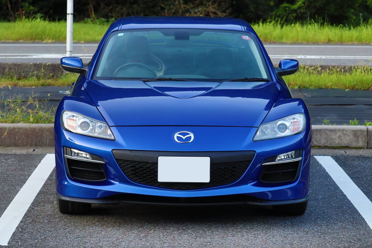 LoveBellet's tweet photo. 車乗りとして軽く自己紹介(ver.2025)
性別：🚹️
年齢：30歲
住み：岐阜
愛車：ISUZU Bellet ×6台
　　　MAZDA RX-8
              Lexus IS
              以下略
好き：車､料理、お金
一言：ベレットの部品が欲しい🥺
#車好きな人と繋がりたい
#車好きと繋がりたい https://t.co/68syDU9aMU