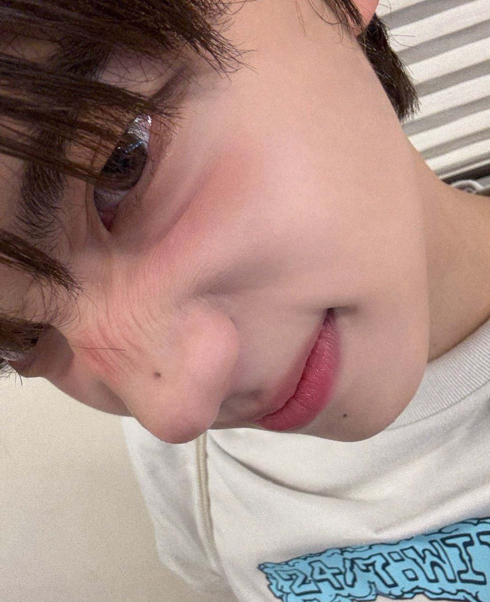 TWS_JH's tweet image. 캬아아아으악ㄱ 찡긋 고양이ฅᨐฅ