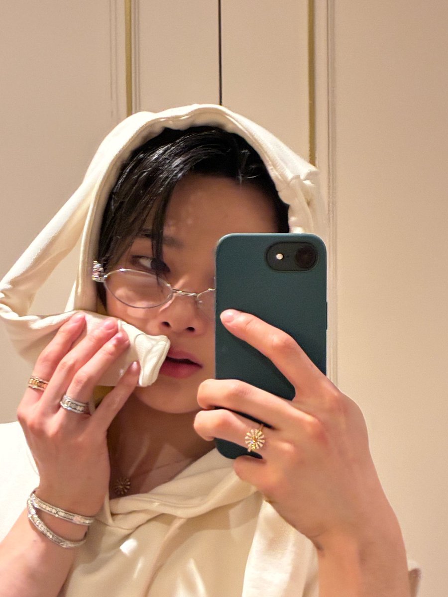 maxidalso's tweet image. the glasses… welcome back kyoya ootori