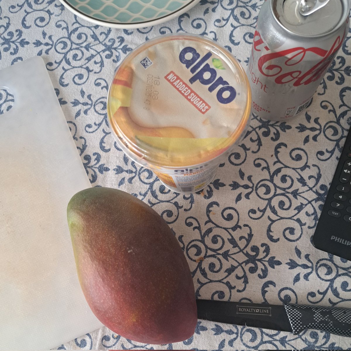 lucia_revi61297's tweet image. Todays eat n purge 🫠 pls dont say "but why did u purge it u can keep it" yea ik but if I dont purge what I eat I feel so bad n guilty 🫠🫠 also sorry For the pics I dont like doin astethic pics