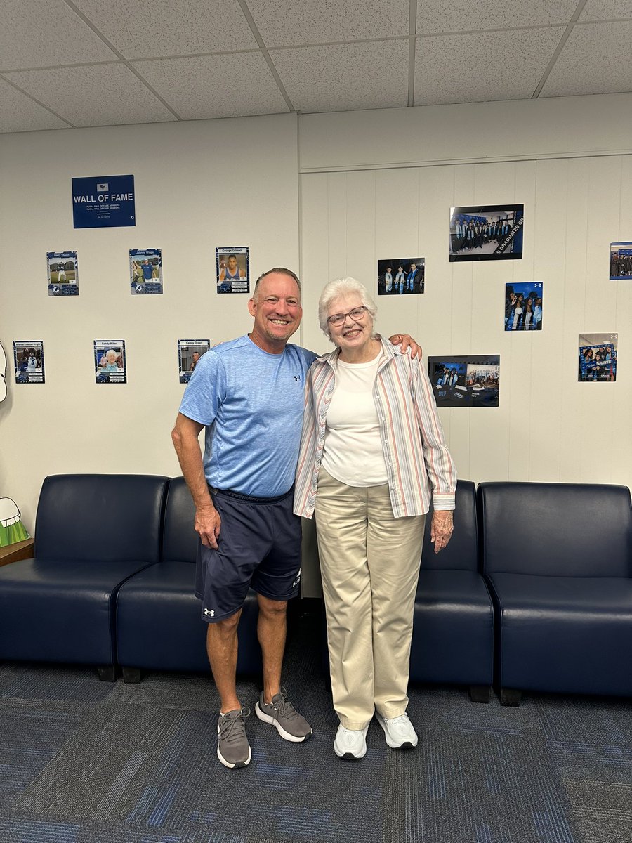 WiggsJohnny's tweet image. Dr Paula Welch came by the @santafesaints Athletics office today. She taught me in the College of Health &amp;amp; Human Performance @UF and was my supervising professor for Master’s Degree work there. Great to see you Dr. Welch!!
