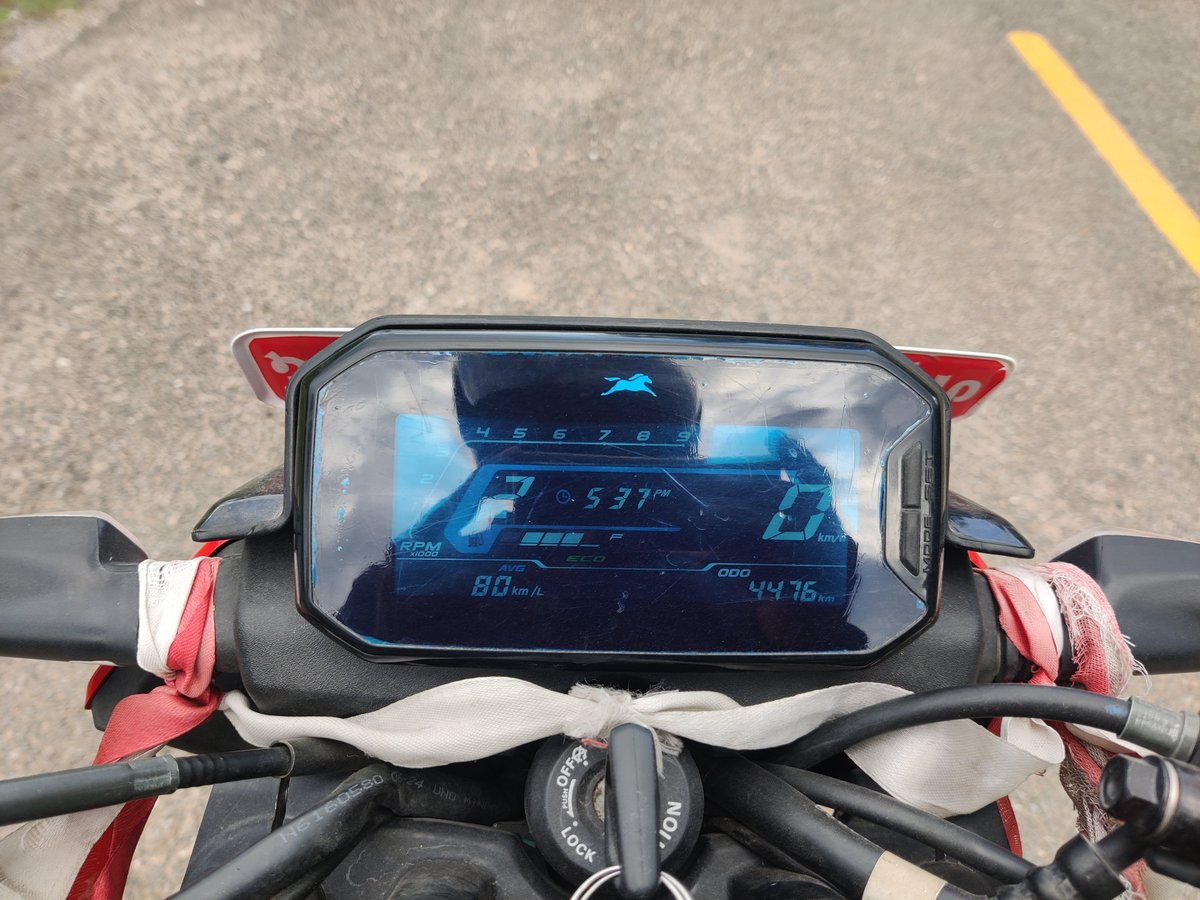 babusasach's tweet image. Mileage त दिदोरहेछ।
#Raider #TVS