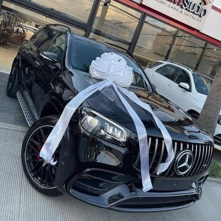 Before the end of this year you will buy a BRAND NEW CAR. 
Receive!