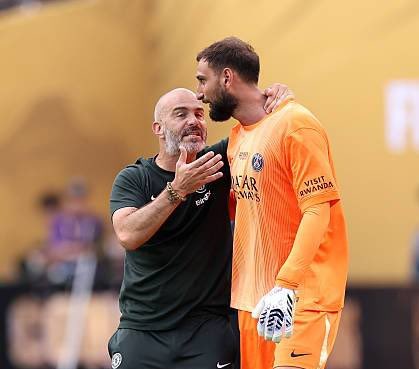 CFChris. (@emenaio) on Twitter photo 