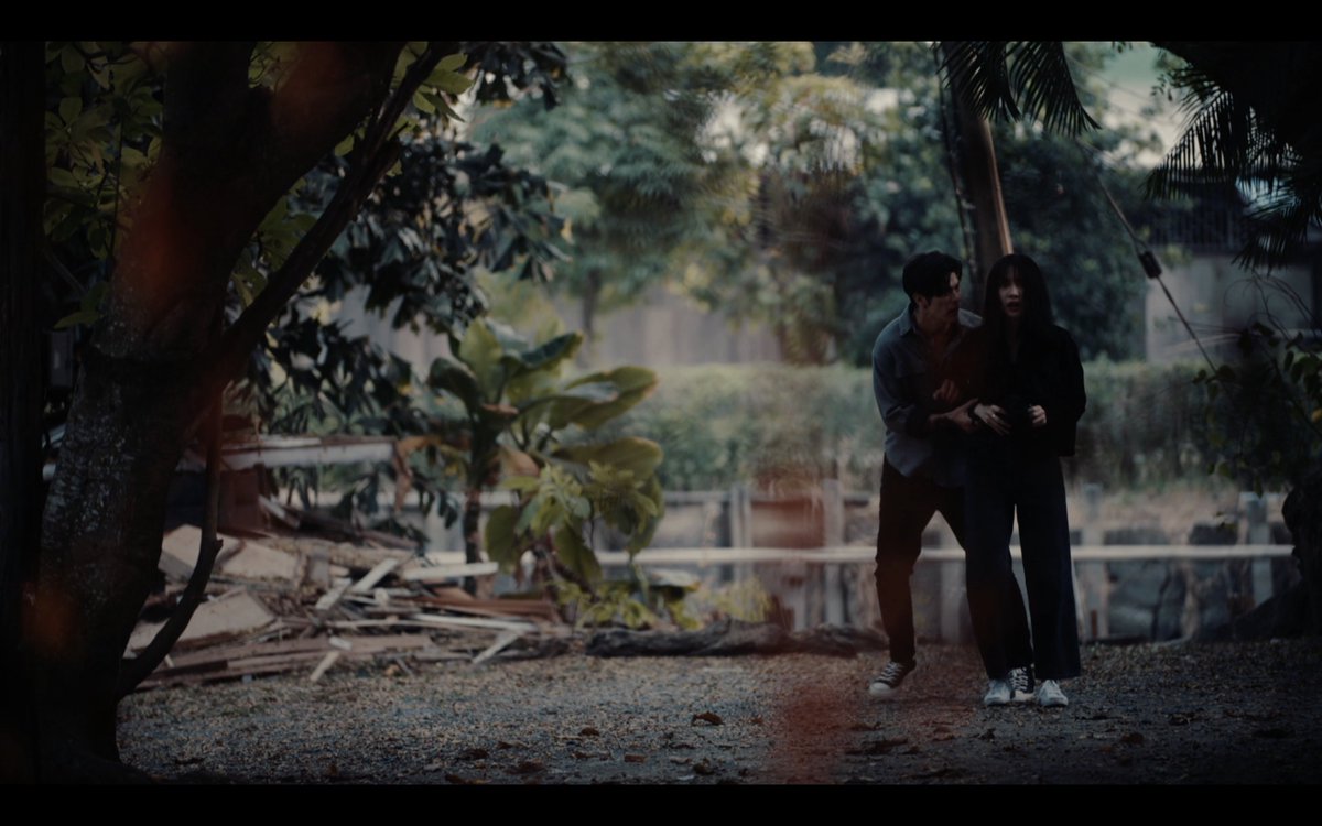 Snap25s's tweet image. ชมพูเห็นใบบัว
#HideAndSisEP9