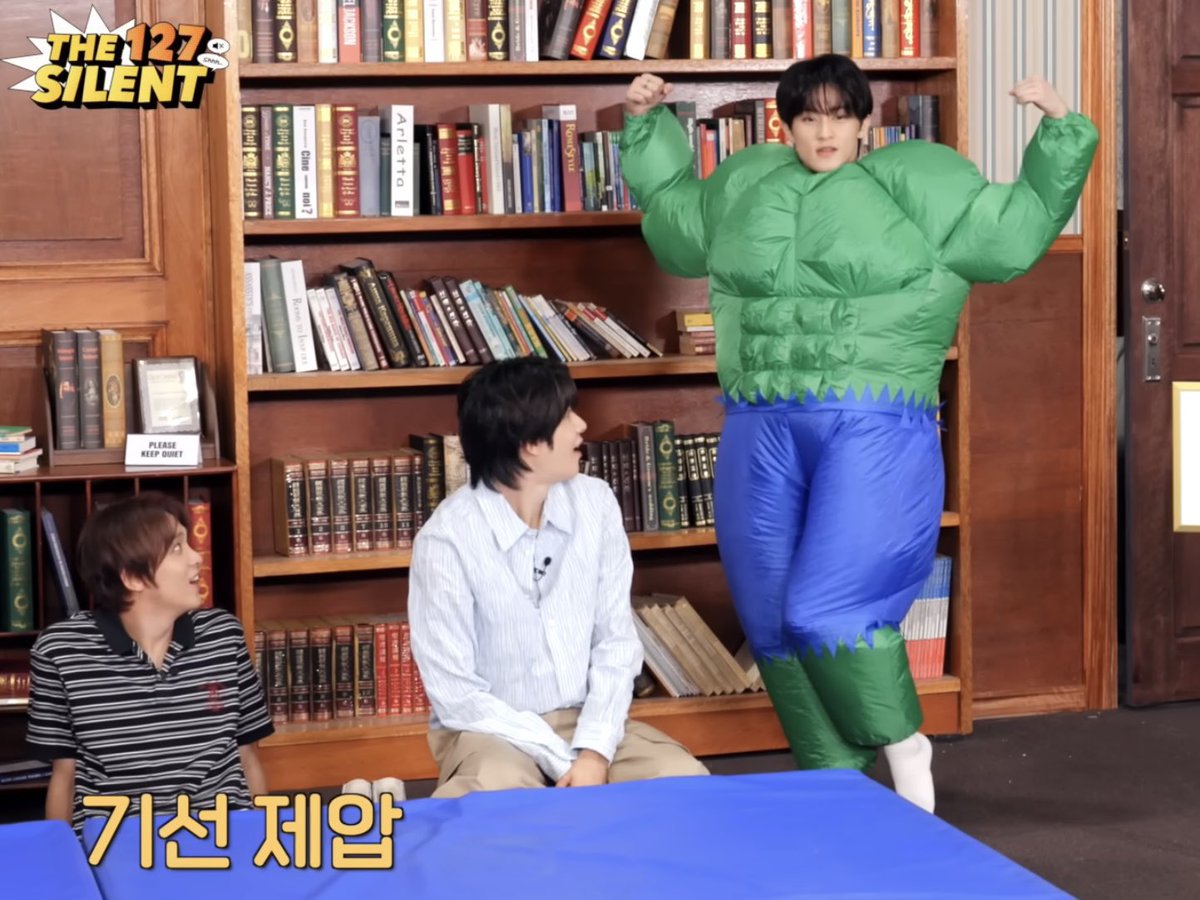 neogreen_127's tweet image. 아 자컨 너무 웃기다
그리고 다들 왤케 잘생김
하 웃겨.....