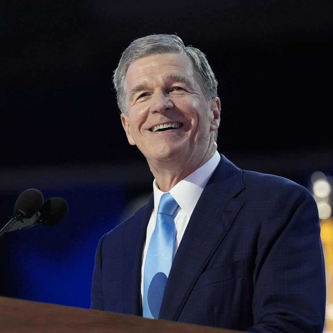 RETWEET if you support Governor Roy Cooper as he runs to flip North Carolina Blue!